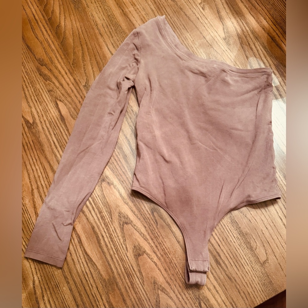 Clyque One Shoulder Bodysuit